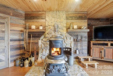 Remarks: Welcome to Quail Mountain - a four-bedroom - photo 35