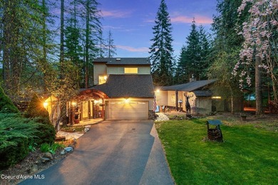Exceptional Hayden Lake YEAR-ROUND waterfront retreat with ~100' - photo 4