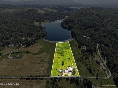 Kelso Lake waterfront opportunity! This 6.6 acre parcel offers - photo 2