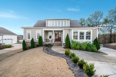 BEAUTIFUL home with STUNNING views of the Highlands Lake! No - photo 5