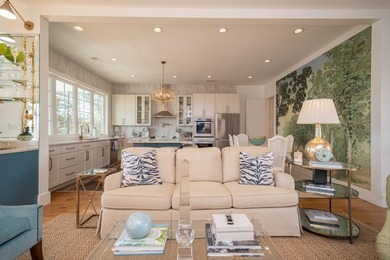 BEAUTIFUL home with STUNNING views of the Highlands Lake! No - photo 10