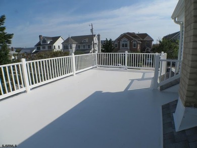 Elite Gardens Retreat  Experience coastal elegance at 814 Wesley - photo 23