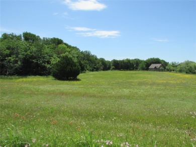 Lake Acreage Sale Pending in Royse City, Texas