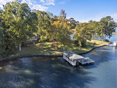 Lake Home For Sale in Eatonton, Georgia