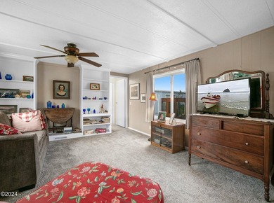 STUNNING BAY VIEWS! Enjoy your private picnic area overlooking - photo 11