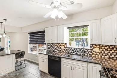Welcome to this spacious and beautifully maintained 4-bedroom, 2 - photo 18