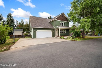 Welcome to this South Sandpoint gem where timeless neighborhood - photo 2