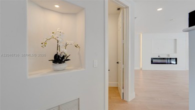 STUNNINGLY Renovated luxury home with high-end finishes - photo 22