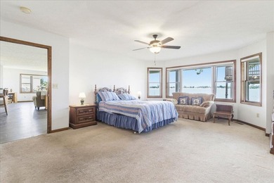Welcome to the ultimate waterfront compound! This extraordinary - photo 22