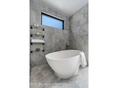 Architecturally significant modern residence set on 2.5 private - photo 25