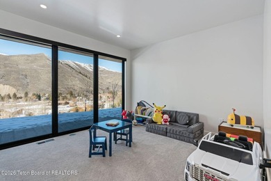 Architecturally significant modern residence set on 2.5 private - photo 27