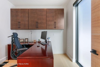 Architecturally significant modern residence set on 2.5 private - photo 30