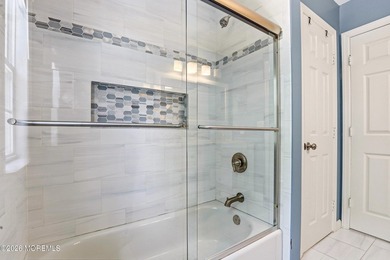 Welcome to this spacious and beautifully maintained 4-bedroom, 2 - photo 31