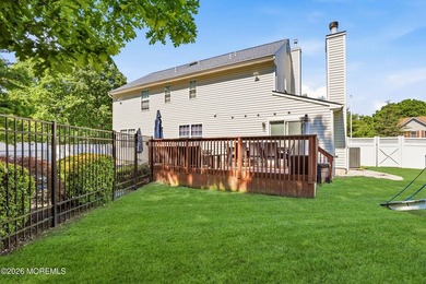 Welcome to this spacious and beautifully maintained 4-bedroom, 2 - photo 47