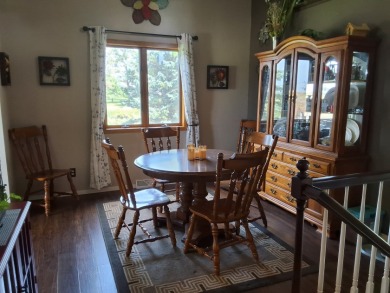 Gorgeous, well maintained lake home on Lake Kampeska! - photo 7