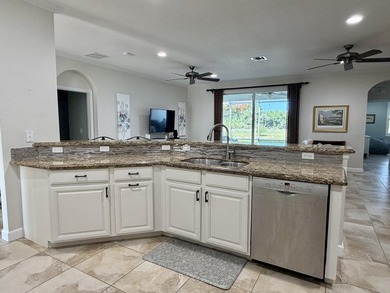 Welcome to this beautifully maintained 4-bedroom, 3-bath, 3-car - photo 12