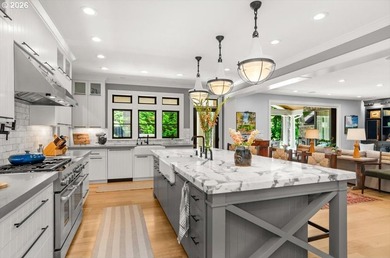Thoughtfully refined and impeccably curated, this exceptional - photo 18