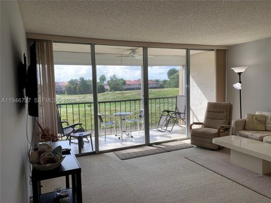 Great opportunity to own a beautiful apartment in a quiet 55+ - photo 22