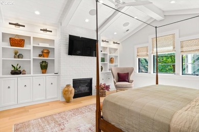 Thoughtfully refined and impeccably curated, this exceptional - photo 23
