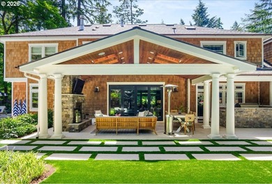 Thoughtfully refined and impeccably curated, this exceptional - photo 40