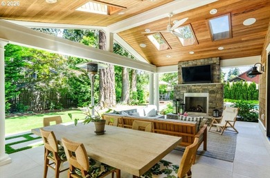 Thoughtfully refined and impeccably curated, this exceptional - photo 43