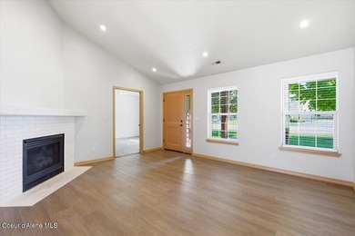 Attractive Hayden rancher offering the ease of one-level living! - photo 9