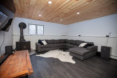 This home is back on the market due to no fault of the sellers - photo 22
