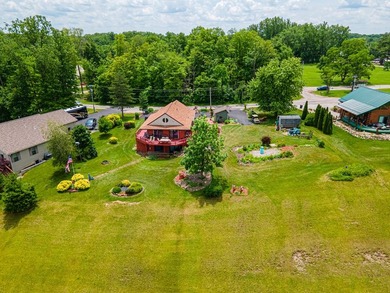 Beautiful Candlewood lakefront home! This 3 bedroom, 2 bath home - photo 9