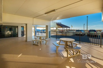 GULF FRONT DEAL! Direct Gulf Front 1 bed/1 bath unit at Island - photo 33