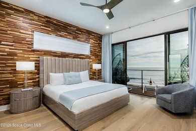 Stunning 4BD/4.5BA oceanfront villa in Melbourne Beach, offered - photo 9