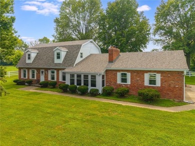 (private lake, pond, creek) Home Sale Pending in Independence Missouri