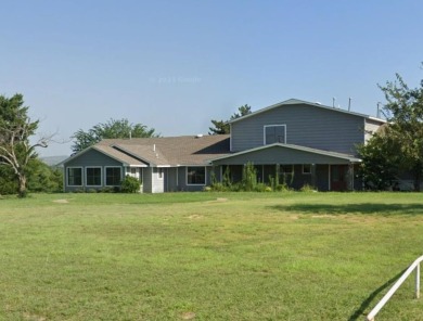 Lake Home For Sale in Comanche, Oklahoma