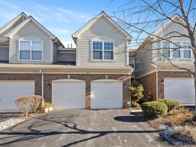 Lake Townhome/Townhouse For Sale in Lisle, Illinois