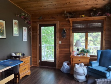 Gorgeous, well maintained lake home on Lake Kampeska! - photo 14