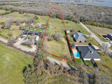 Lake Acreage For Sale in Shady Shores, Texas