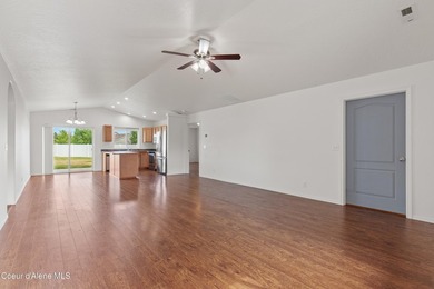 One-owner and thoughtfully designed for easy single-level living - photo 4