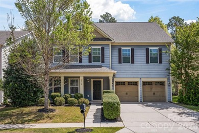 Beautifully maintained 5-bedroom, 3.5-bath home in the highly - photo 1