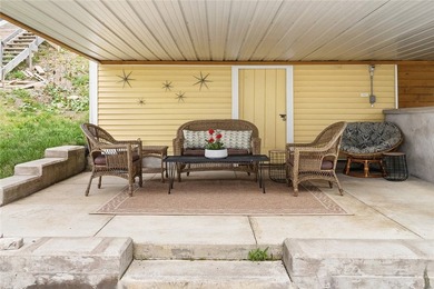 Keuka Lake cottage with 56 feet of frontage and plenty of space - photo 23