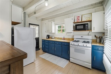 Keuka Lake cottage with 56 feet of frontage and plenty of space - photo 28