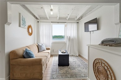 Keuka Lake cottage with 56 feet of frontage and plenty of space - photo 31