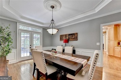 PRICE IMPROVEMENT!! Stately 6-bedroom, 5-bath executive home - photo 11