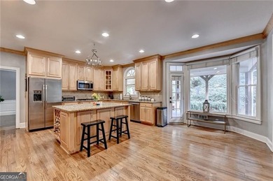PRICE IMPROVEMENT!! Stately 6-bedroom, 5-bath executive home - photo 14