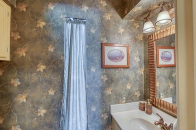 This exceptional townhome is in the heart of Horseshoe Bay - photo 14