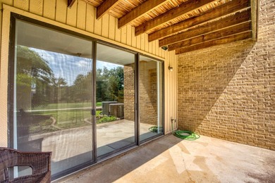 This exceptional townhome is in the heart of Horseshoe Bay - photo 15