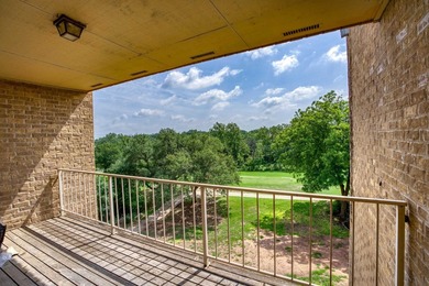 This exceptional townhome is in the heart of Horseshoe Bay - photo 20