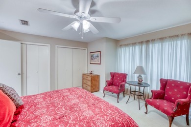 This exceptional townhome is in the heart of Horseshoe Bay - photo 21