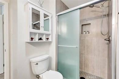 Welcome to this rare top-floor, end unit, fully remodeled 2 - photo 23