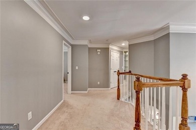 PRICE IMPROVEMENT!! Stately 6-bedroom, 5-bath executive home - photo 25