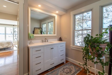 Welcome to 130 Lands End Road-an exceptional lakefront retreat - photo 26