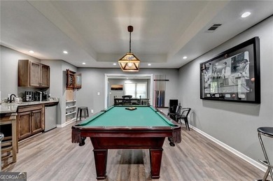 PRICE IMPROVEMENT!! Stately 6-bedroom, 5-bath executive home - photo 28